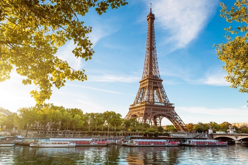 Unleashing the Charm of French Tourist Attractions