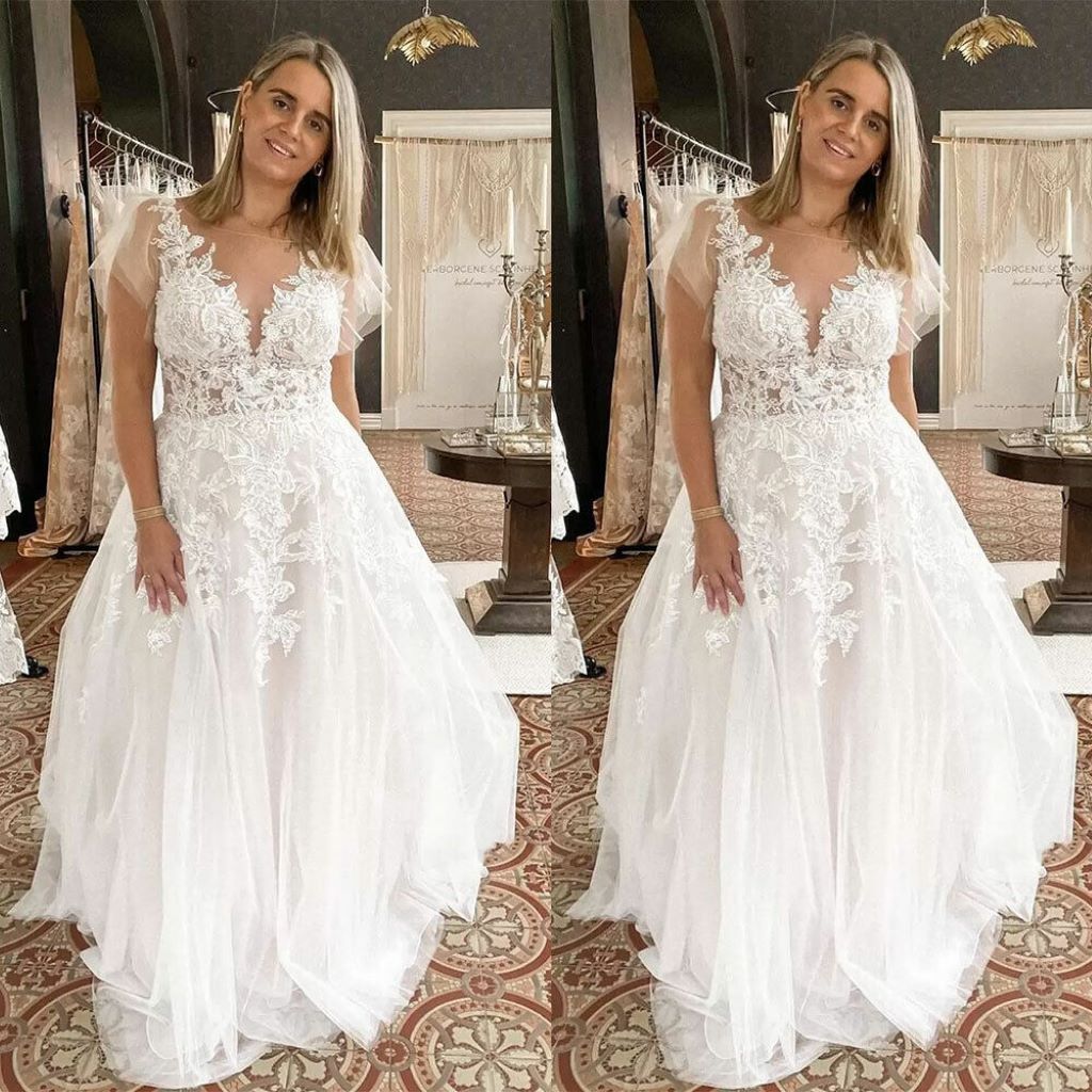 Bride with short sleeve wedding dress